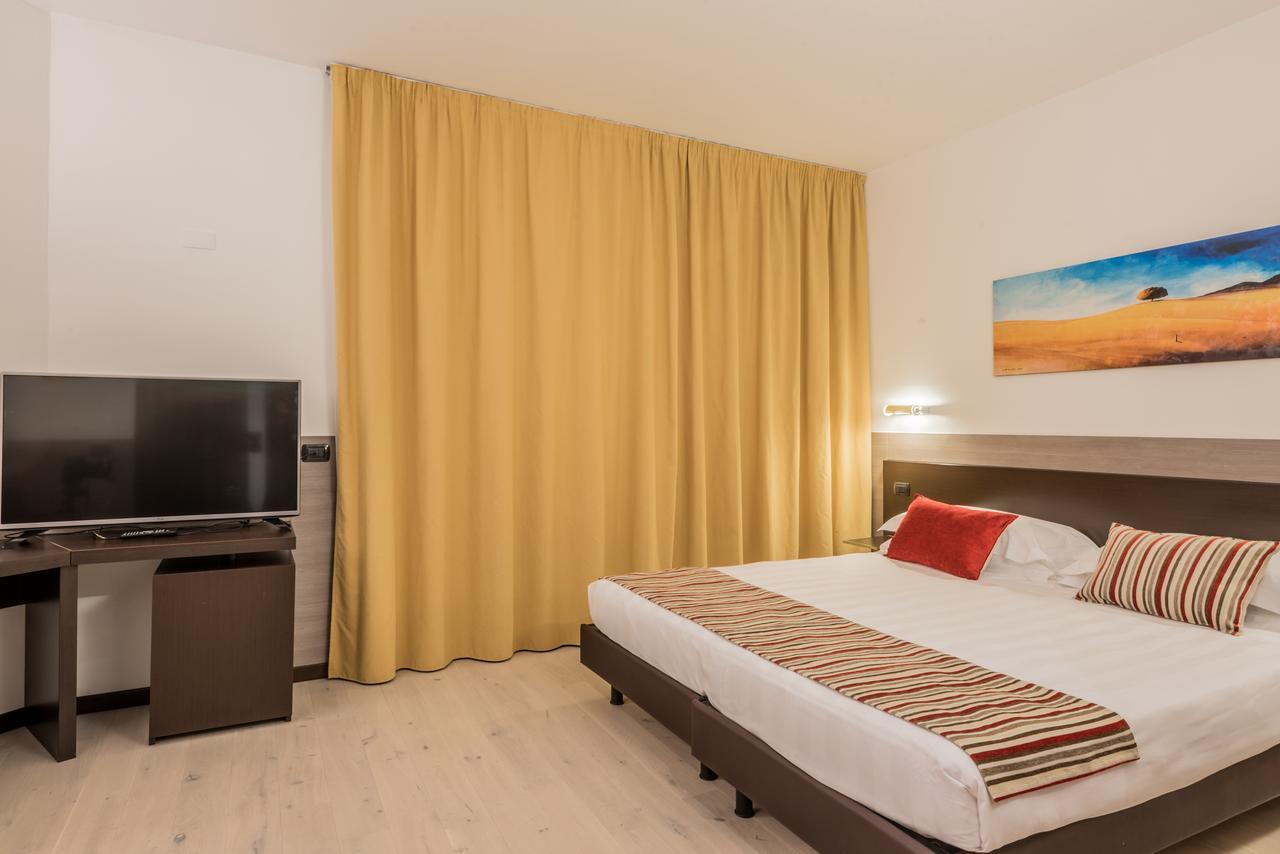 Continental Hotel Zola Predosa