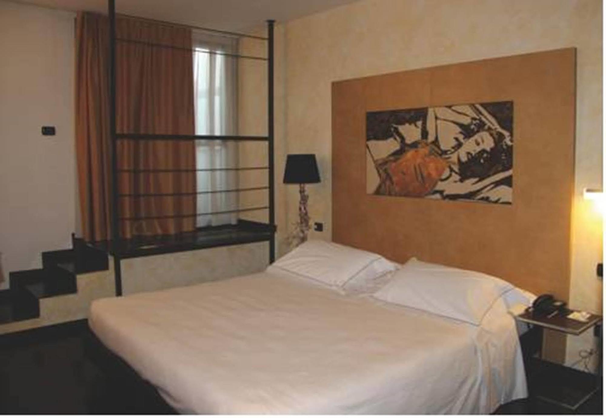 Hotel Continental Urban Art Zola Predosa